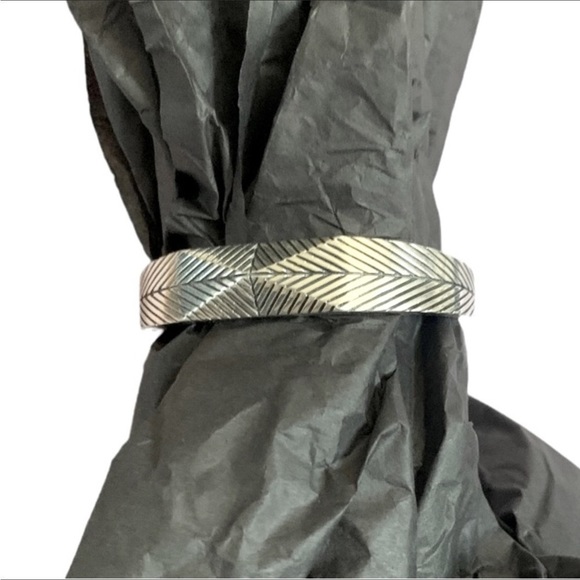 COPY - Elizabeth and James Textured Feather Stud Cuff bracelet sterling silver - Picture 11 of 11